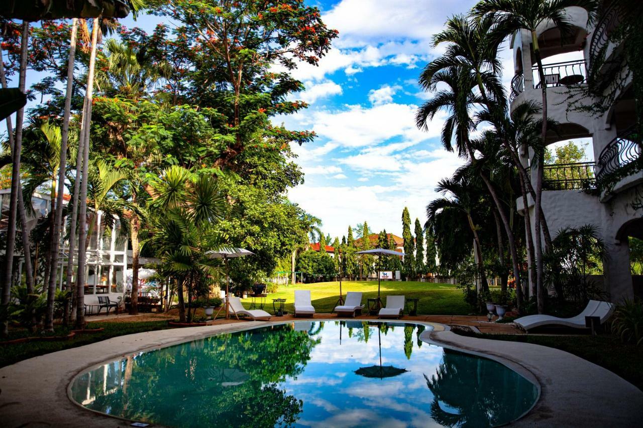Palm Springs Hotel Chiang Mai Exterior foto